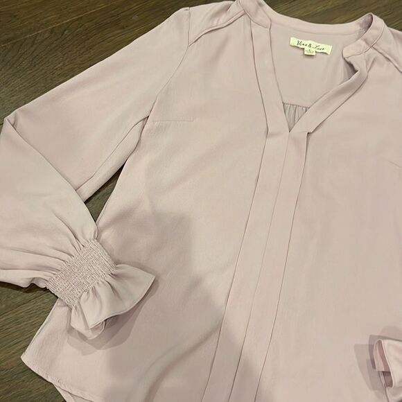 Vine & Love Pink Blouse Size Small - Picture 4 of 4